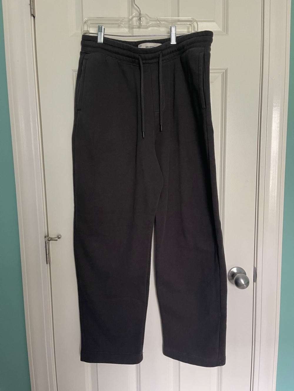 Hollister Men's Black Drawstring Joggers